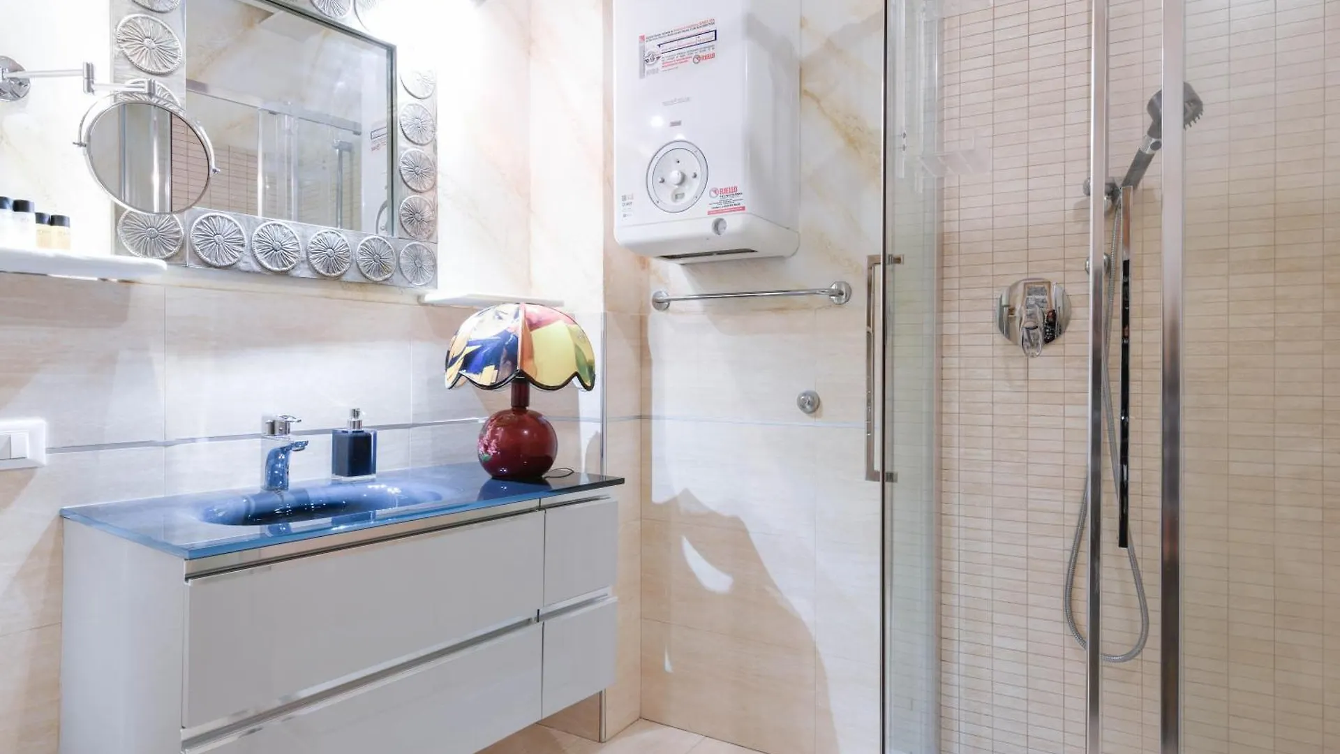 Castello Luxury Apartments - Dama Desenzano del Garda